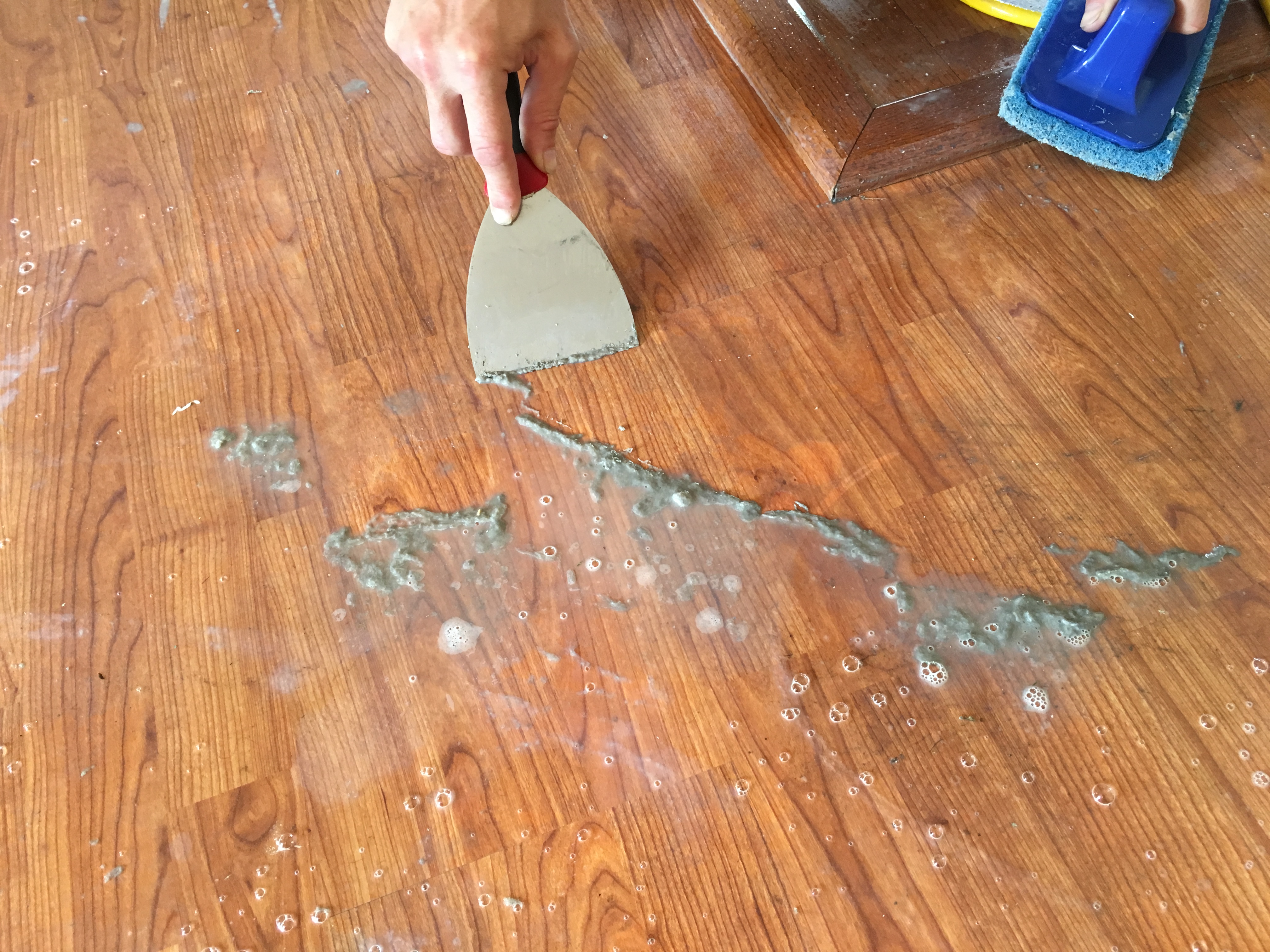Fort Wayne S Floor Cleaner, How To Get Wax Buildup Off Laminate Floors